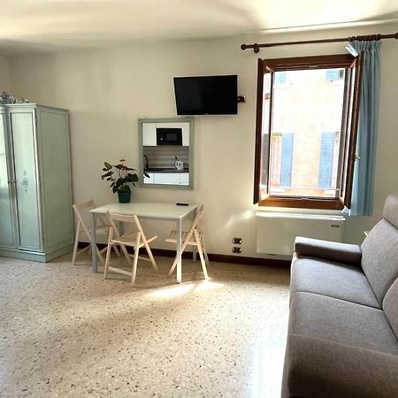 Guesthouse Ca' San Marcuola 2 Venetië Buitenkant foto