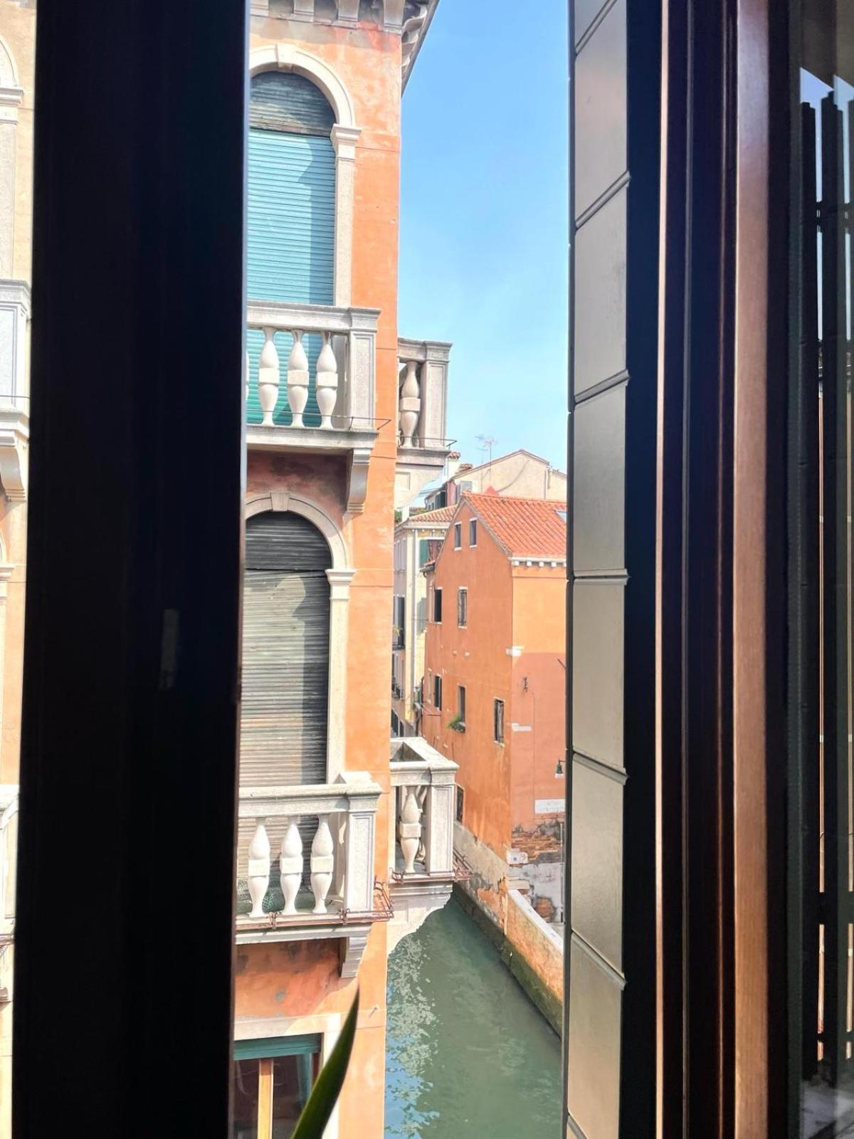 Guesthouse Ca' San Marcuola 2 Venetië Buitenkant foto
