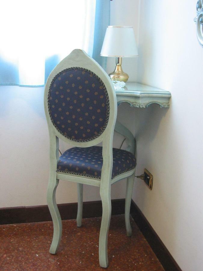 Guesthouse Ca' San Marcuola 2 Venetië Buitenkant foto