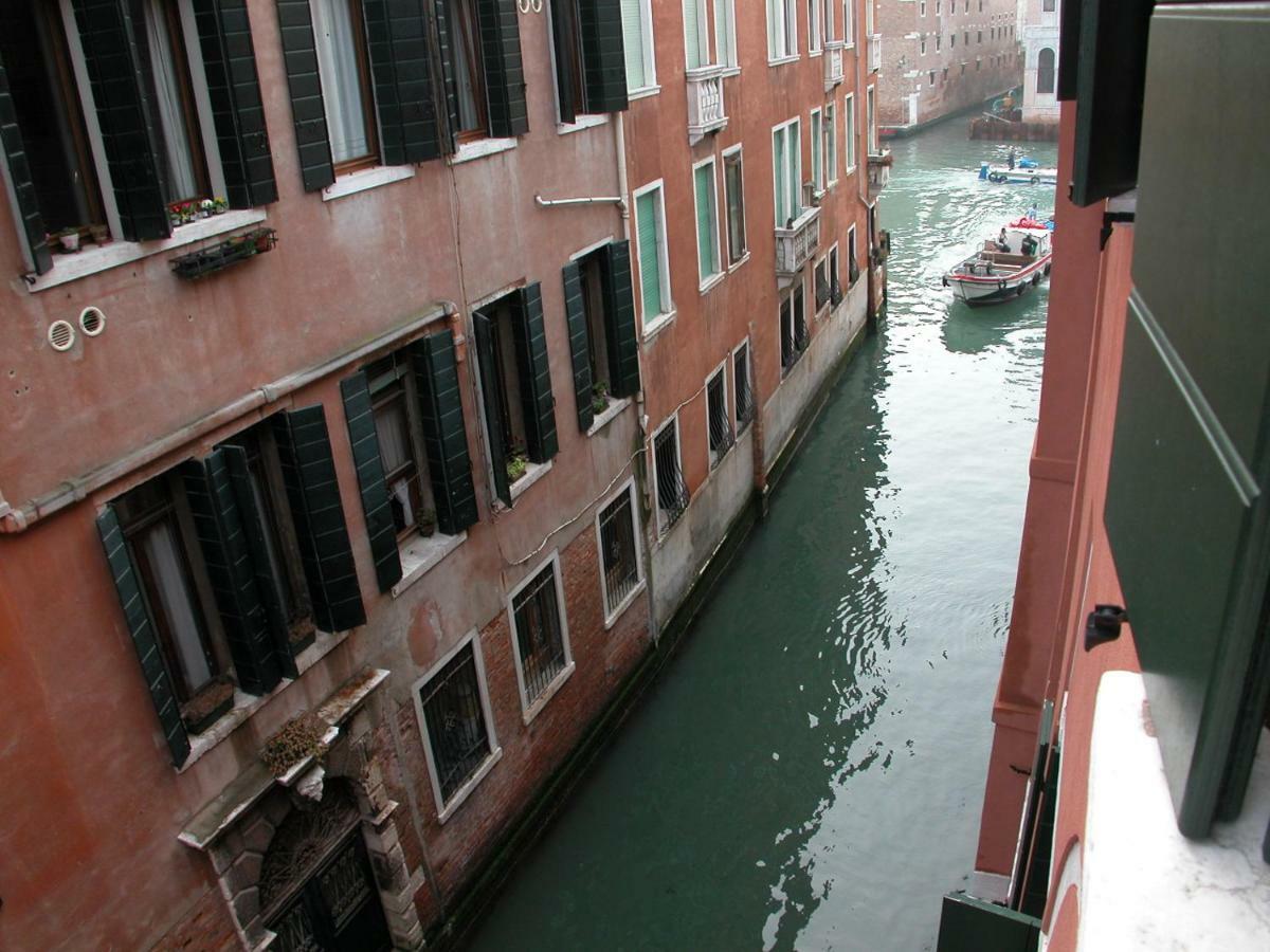 Guesthouse Ca' San Marcuola 2 Venetië Buitenkant foto