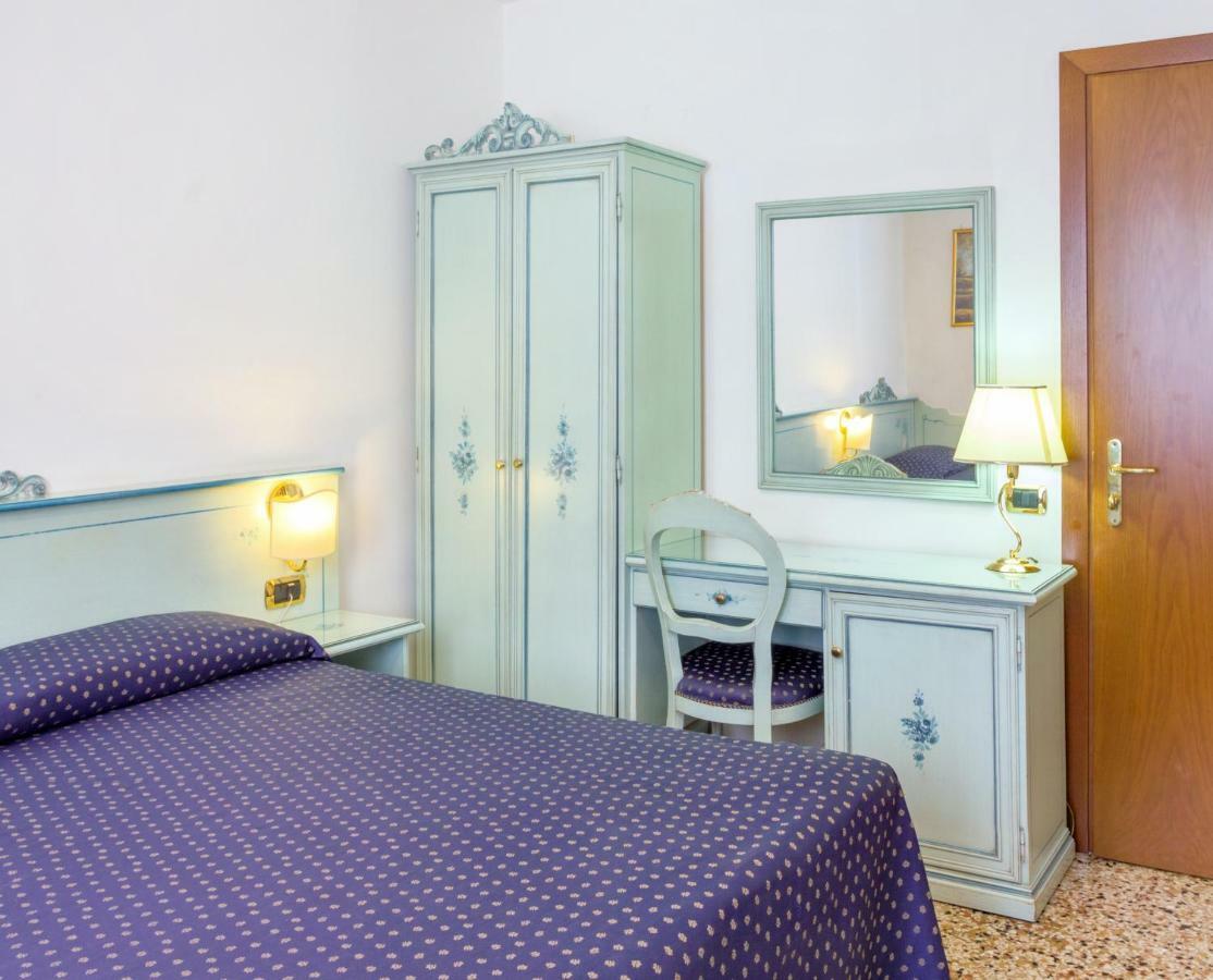 Guesthouse Ca' San Marcuola 2 Venetië Buitenkant foto