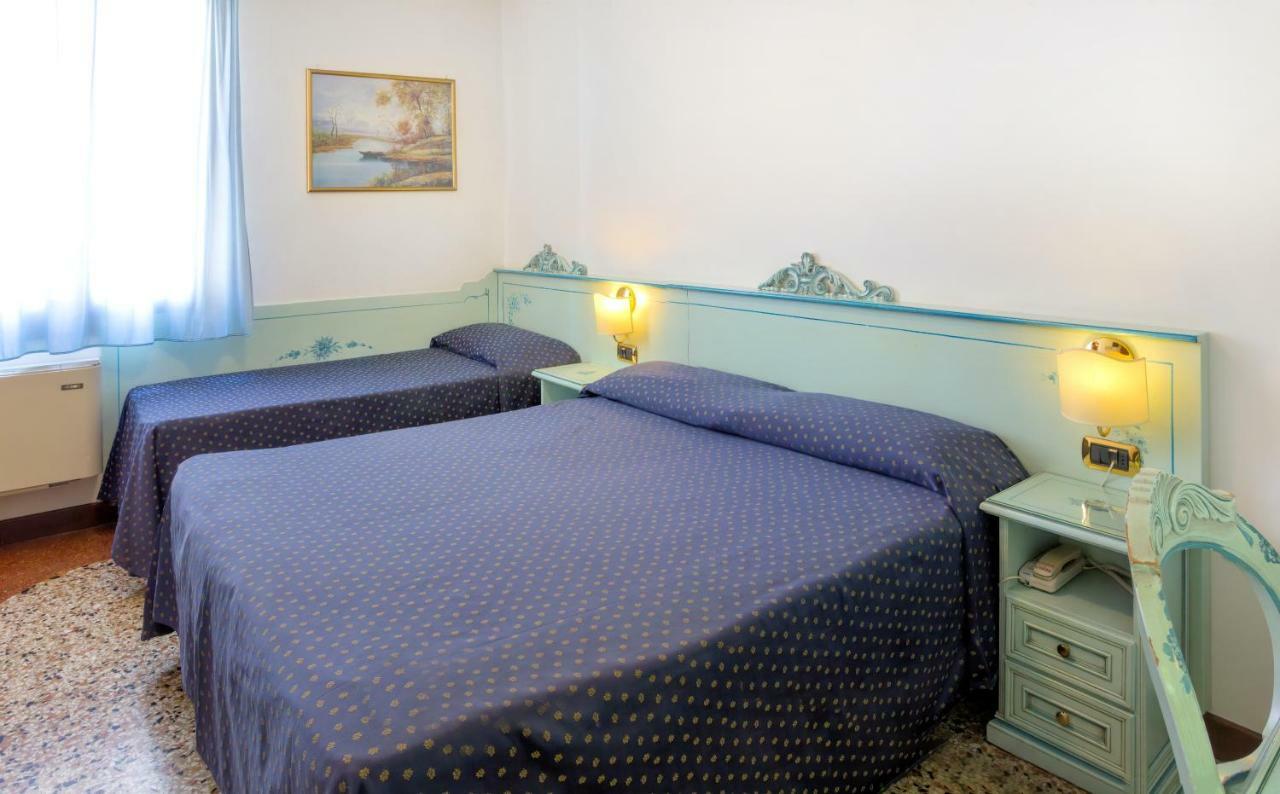 Guesthouse Ca' San Marcuola 2 Venetië Buitenkant foto